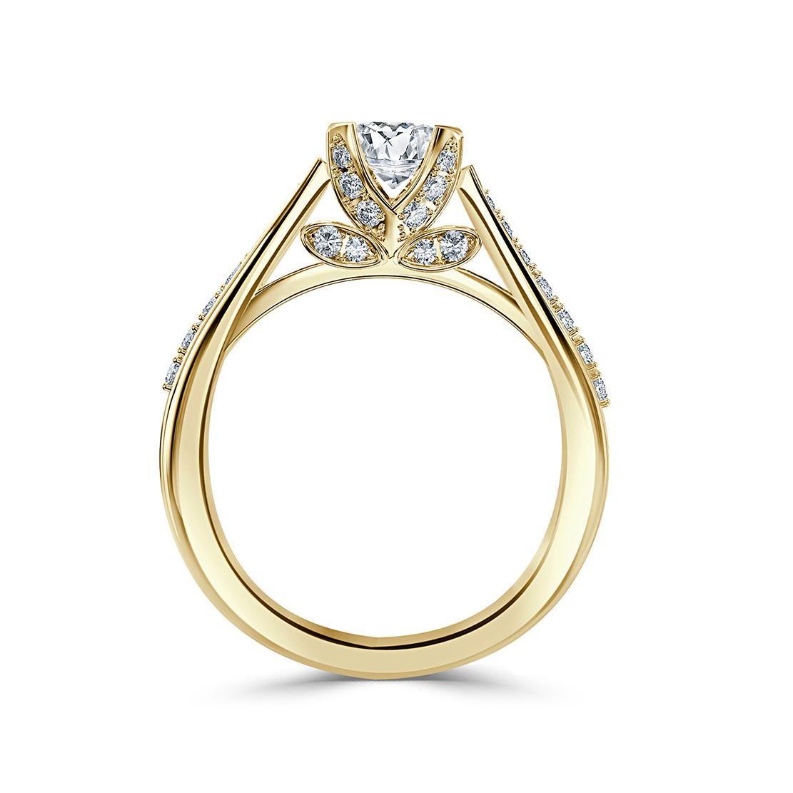 Diamantový zásnubný prsteň Mia, žlté zlato