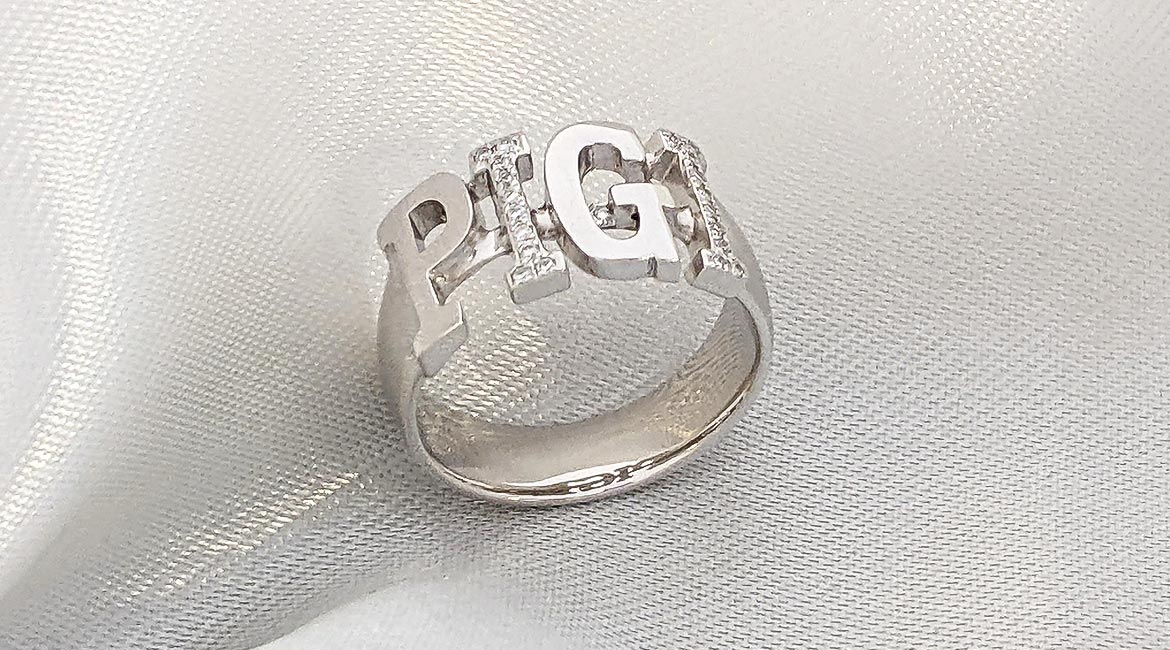 Diamantový personalizovaný prsteň