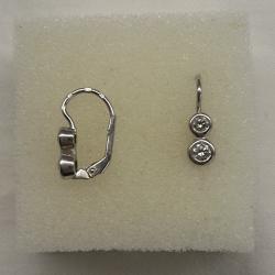 Zlaté náušnice so 4ks diamantu