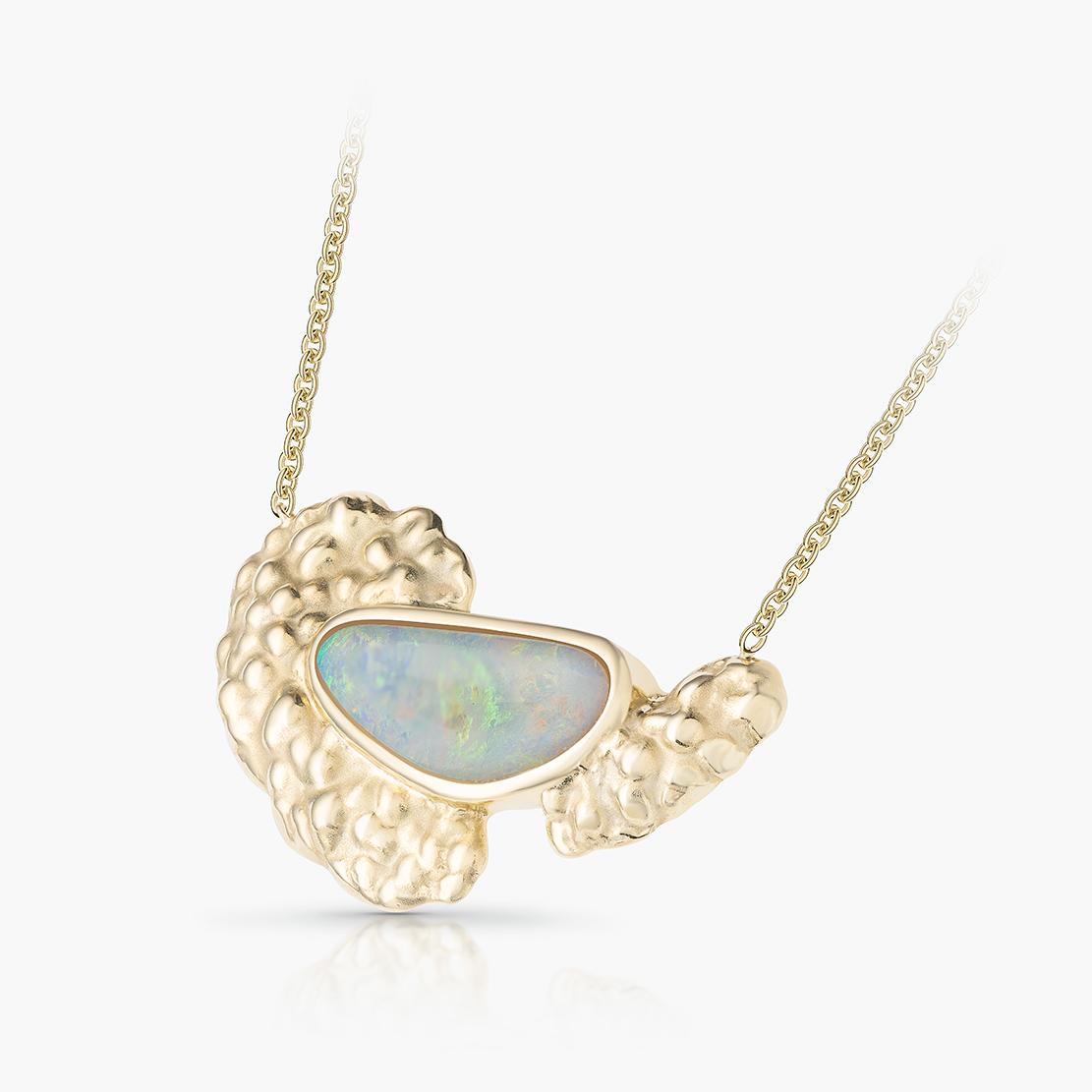 Opálový náhrdelník Hidden Fire, žlté zlato