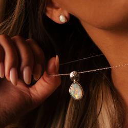 Opálové náušnice Shanara, biele zlato