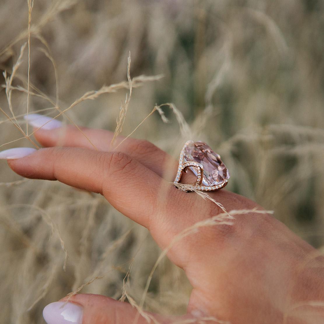 Kunzitový prsteň Blush, ružové zlato