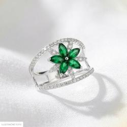 Smaragdový prsteň Zing, biele zlato