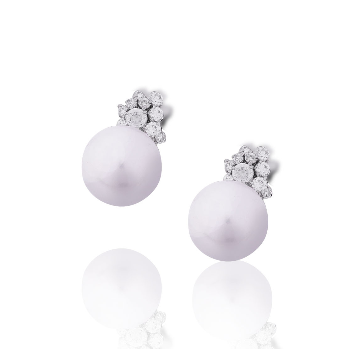 Náušnice Boom II., biele zlato, juhomorská perla, diamant.