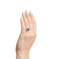 Prsteň Cleopatra, biele zlato, smaragd, diamant.